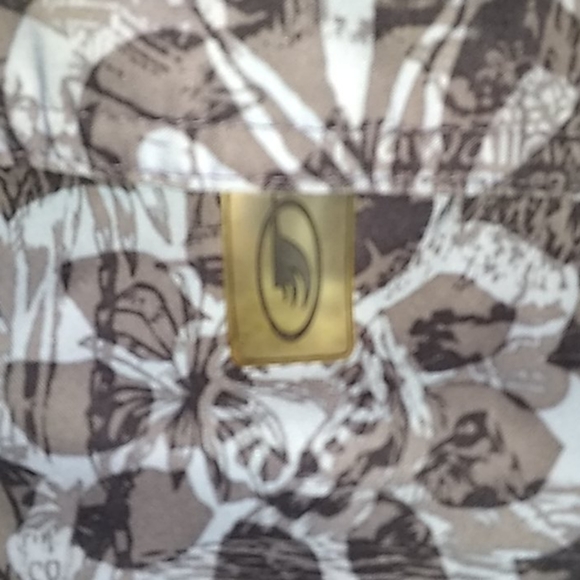 First wave Roundtree and York swim trunks. - Picture 9 of 11